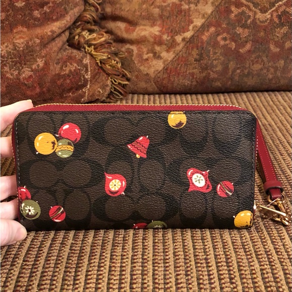 NWT-Coach-Large Zip Around Wallet-Signature Canvas-Ornament Print-Retired-$268 - Picture 5 of 10